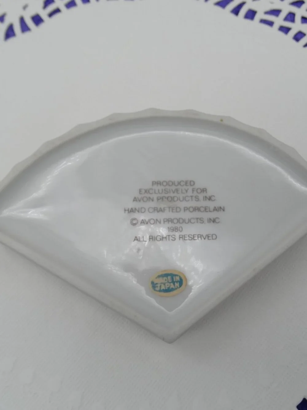 Avon 1980 Hand Crafted Porcelain Fan Shape Trinket Jewelry Box